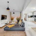 Villa Leana *