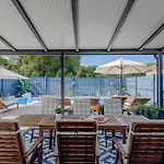 Villa Leana